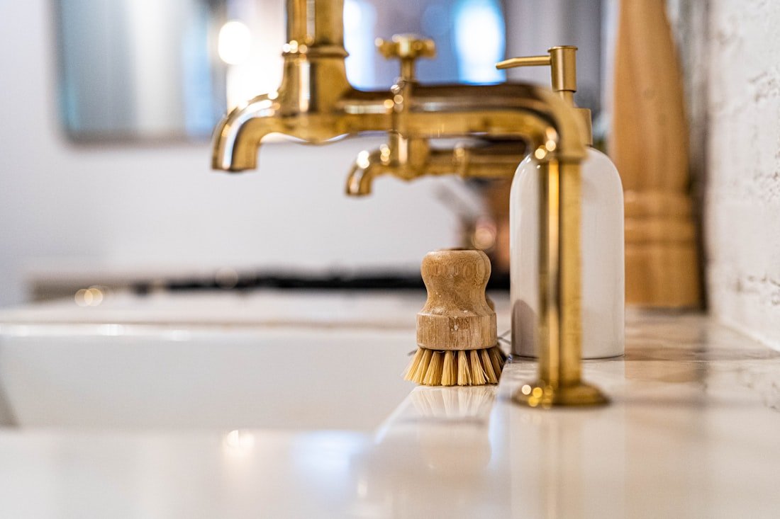 Brass hardware in a kitchen